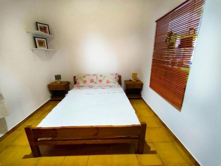 Elena'S Farm House Near Airport And Artemida Beach 外观 照片